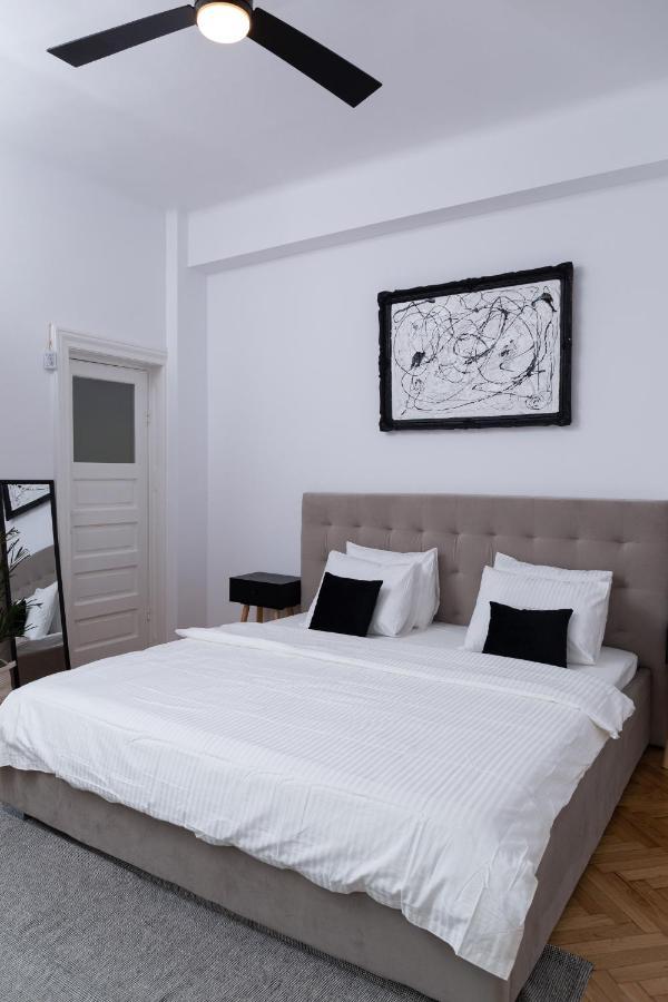 Color Aparments Coposu Blv Apartamento Bucareste Exterior foto